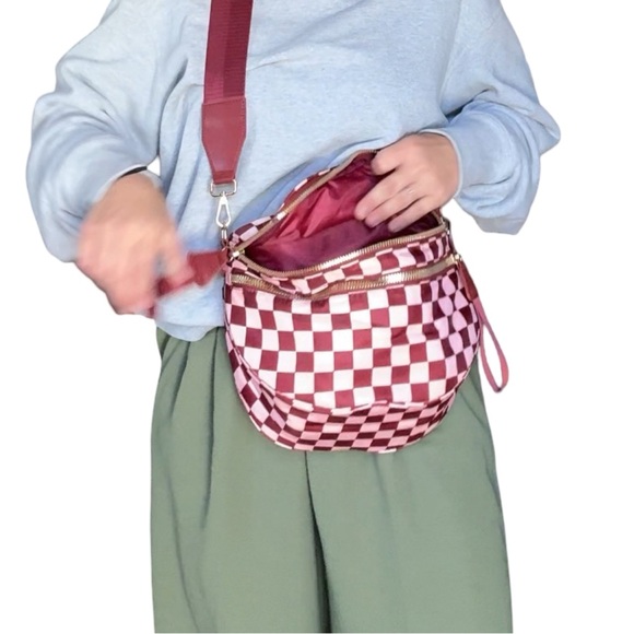 Checkered Crossbody Bum Bag — Maroon & Light Pink - Picture 8 of 8